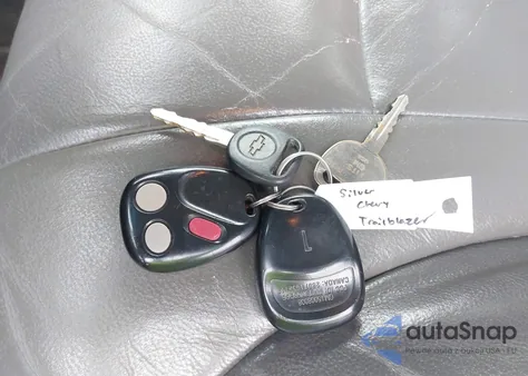 2004 Chevrolet Trailblazer Lt z USA, uszkodzony, nr VIN 1GNDS13S742229047